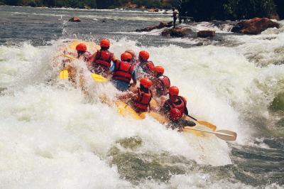 Descente rapides raft montagne