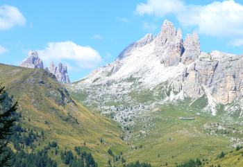 Dolomites Italie montagnes Alpes
